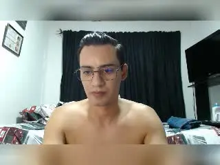 Xlovecam Best live sex cam show of LucianoZ