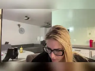 Xlovecam Free Porn Cam of DeloraShanley