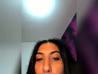 Xlovecam Adult Video Chat of BrunetteBabe69