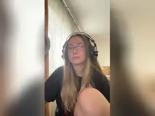 Xlovecam Best live sex cam show of Meeranda