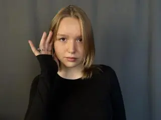 Xlovecam Live Sex of RimaPecinovsky