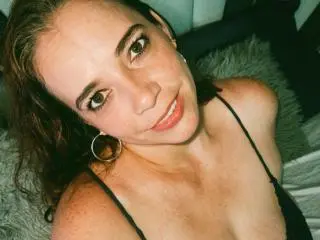 Xlovecam Live Sex Cam of MirandaDelacroix