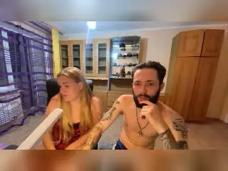Xlovecam Watch Live Sex Cams of MikeAndAnna