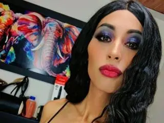 Xlovecam Free Live Porn of AdellaPineda