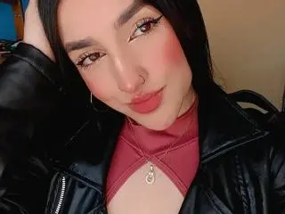 Xlovecam Private Sex Chat of YviTaylor