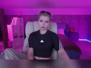 Xlovecam Free Live Porn of SelenaIris