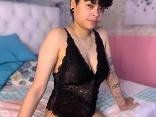 Xlovecam Live Sex of SashaVenom