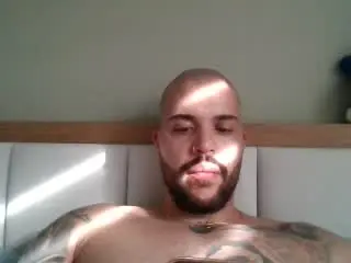 Xlovecam Live Sex Cam of MedellynDark