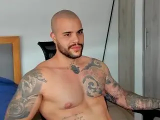 Xlovecam Watch Live Sex Cams of MedellynDark