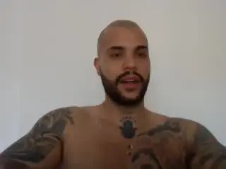 Xlovecam Watch Live Sex Cams of MedellynDark