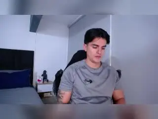 Xlovecam Private Sex Chat of ChristianValenciano