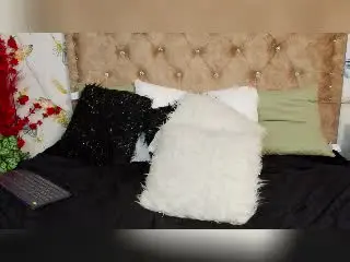 Xlovecam Best Webcam of Sadieth