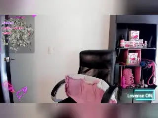 Xlovecam Live Sex of SarasSweet