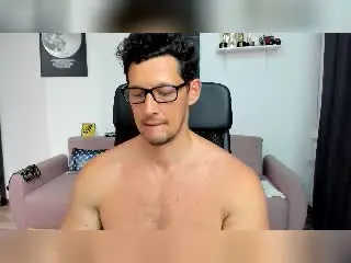 Xlovecam Live Sex Cam of BrutusK