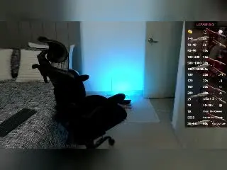Xlovecam Live Sex Cam of OwenPierce