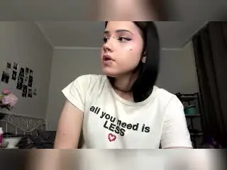 Xlovecam Sex Chat of LadyKezele