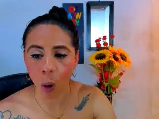 Xlovecam Live Porn of TrayXibi