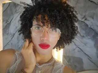 Xlovecam Live Sex of CamilleCedrik