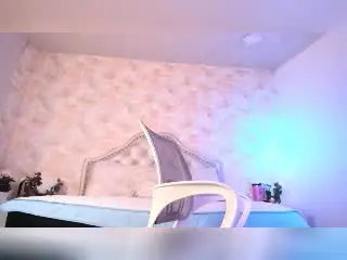 Xlovecam Private Sex Chat of SophieTeller