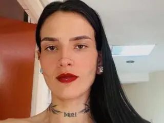 Xlovecam Free Live Porn of EmmaHerby