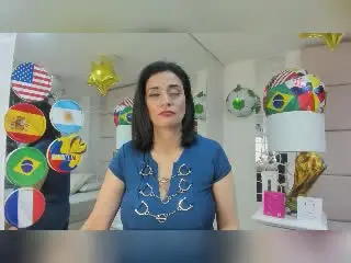 Xlovecam Adult Webcam of MaraRoberttss