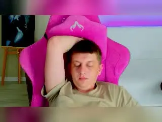 Xlovecam Free Porn Cam of ShawtyMiaAndJack