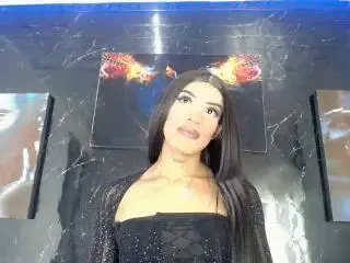 Xlovecam Private Sex Chat of KeishaSexyBrood